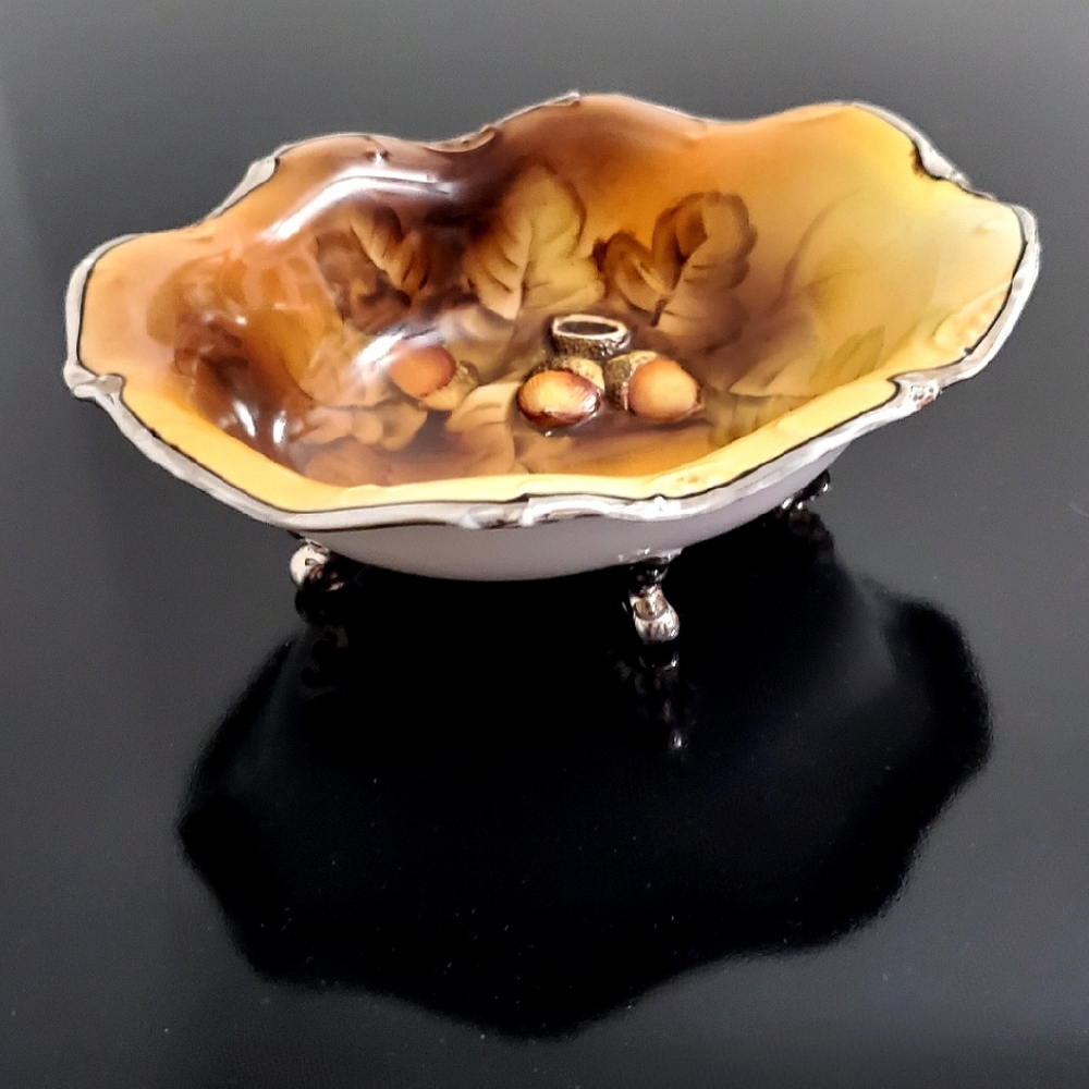 Noritake Brown and Gold Leaf Motif Bowl